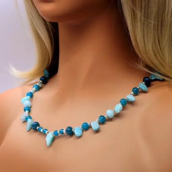 Unique necklace with blue stone chips and Crystal beads, Large lobster clasp. - Picture 2 of 3